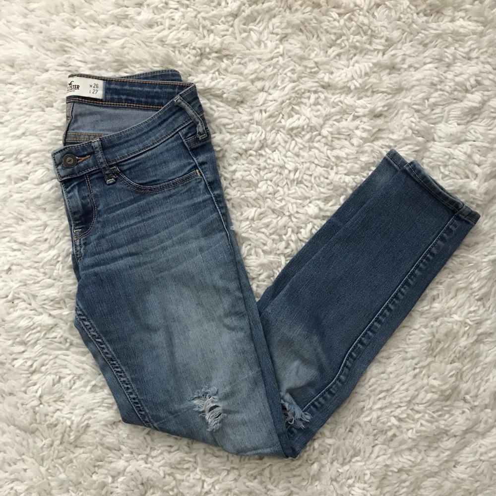 Hollister Distressed jeggings